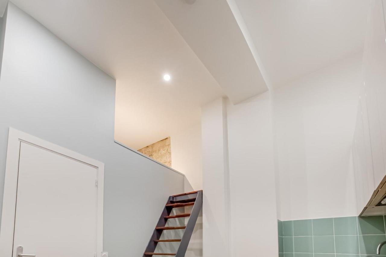 Flat For 4 Located In The Heart Of Paris Parijs Buitenkant foto